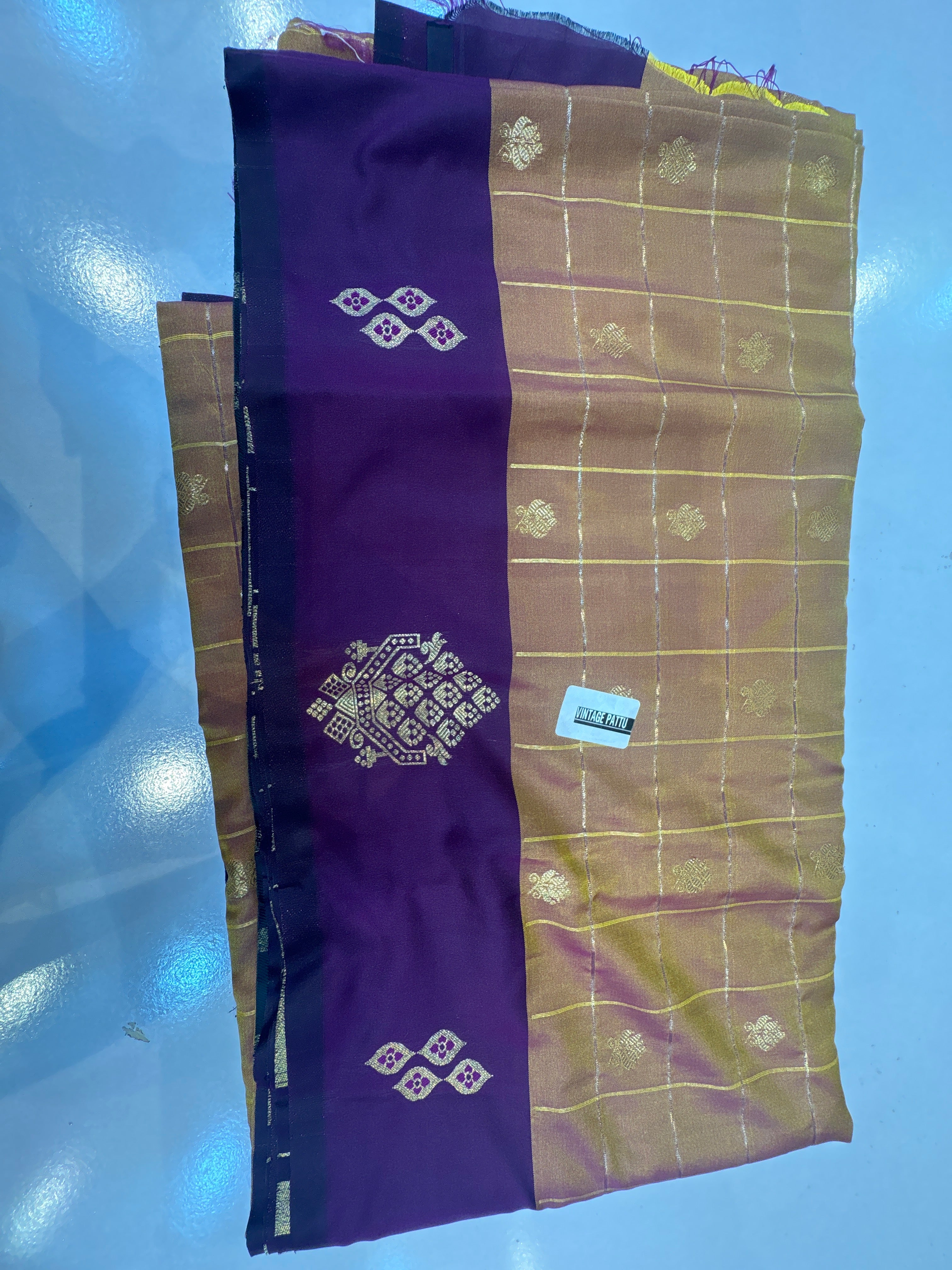 Semi Kanchi Pattu