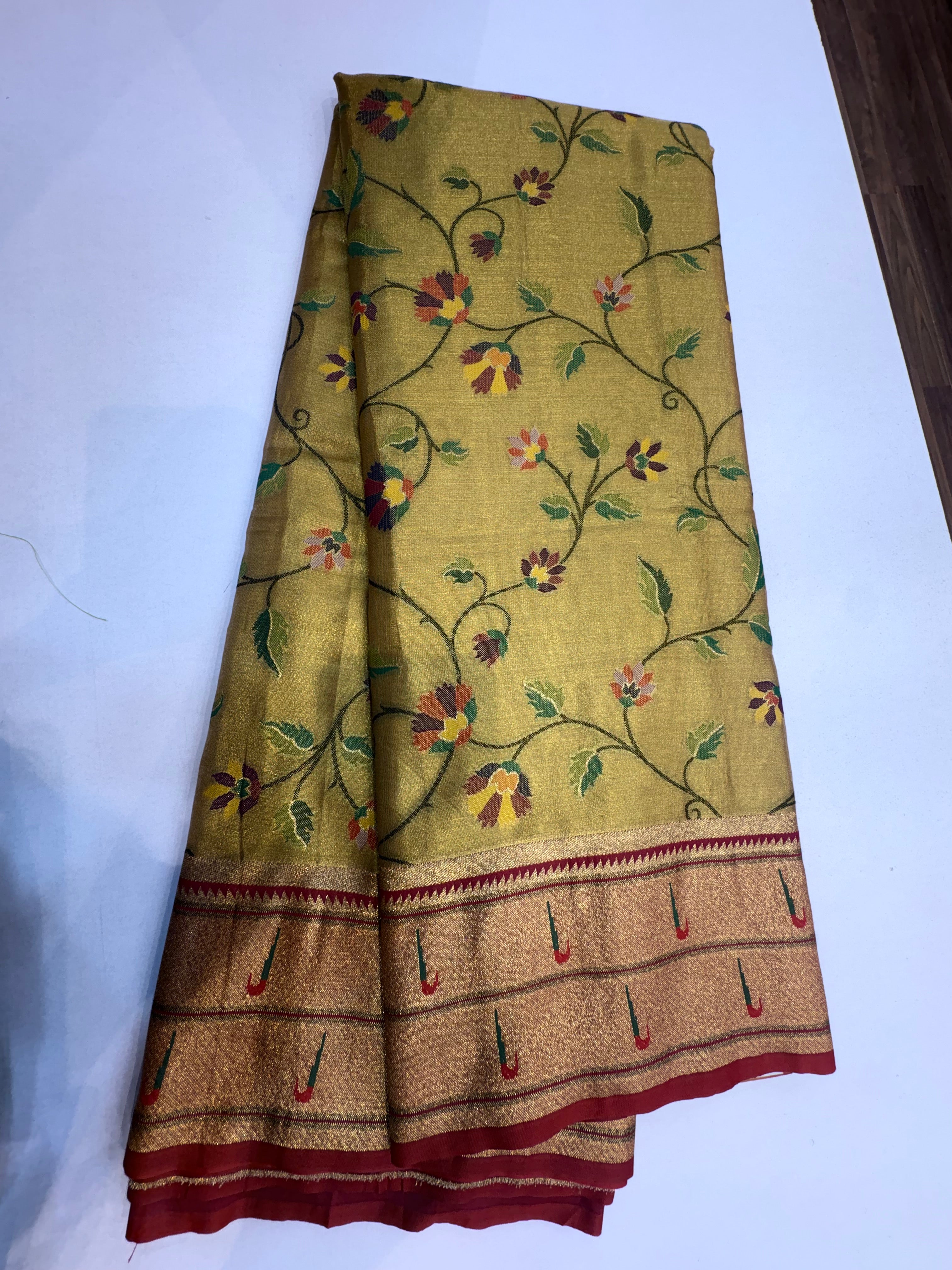 444 tissue saree