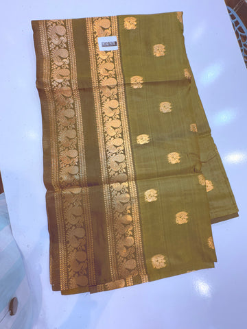 Semi Kanchi Pattu
