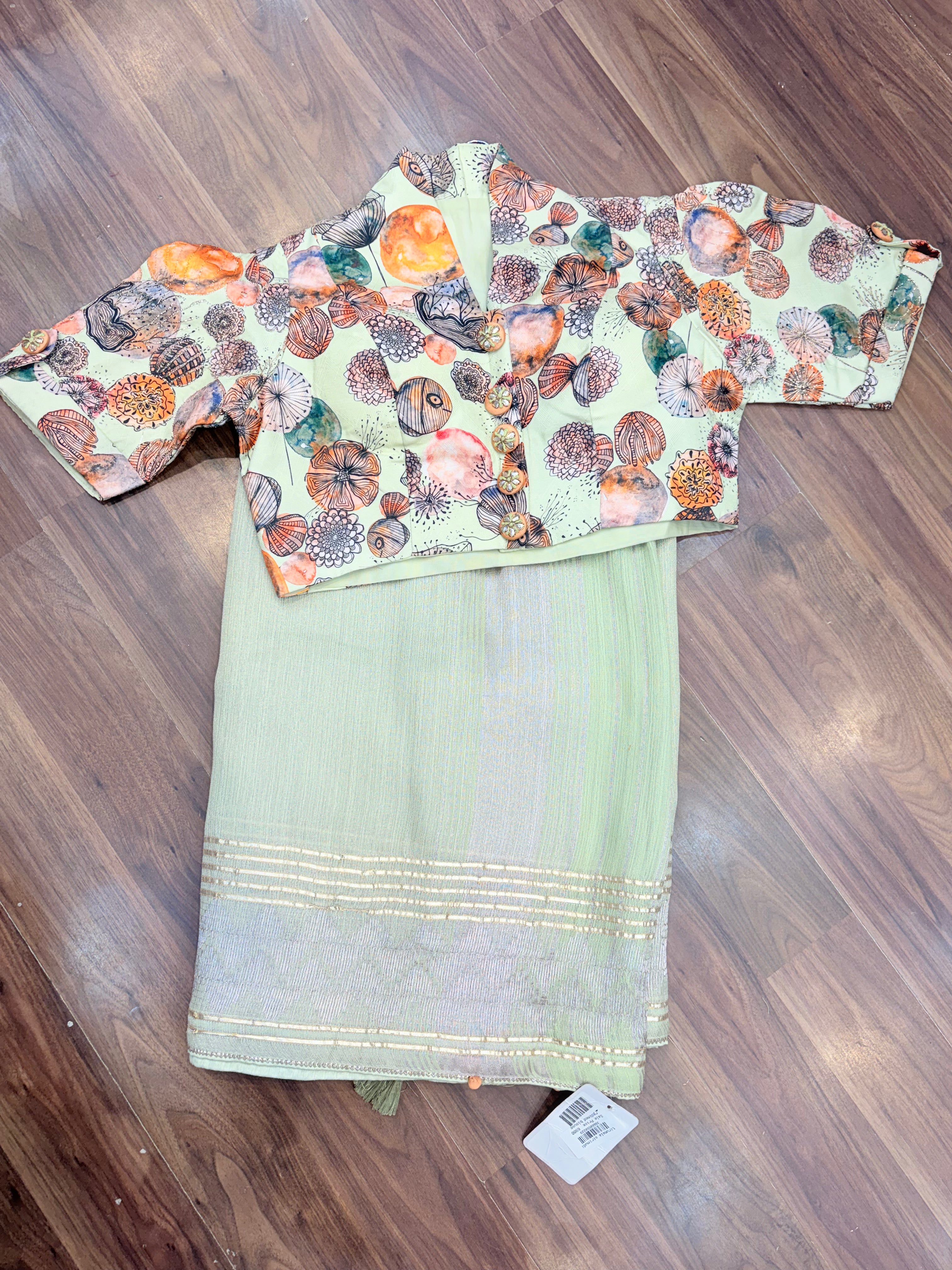 Fancy saree with switched blouse